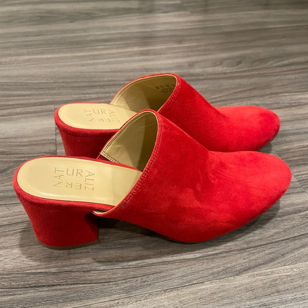 Naturalizer mules